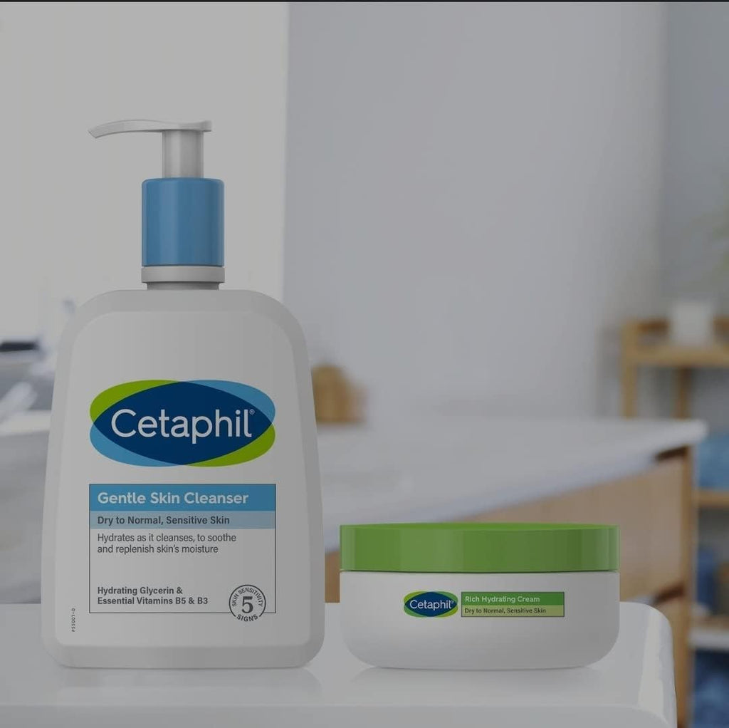 Cetaphil sensitive skin cleanser pump mechanism close up