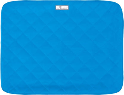 Detailed view of diamond quilted pattern on Paw Inspired cage bedding