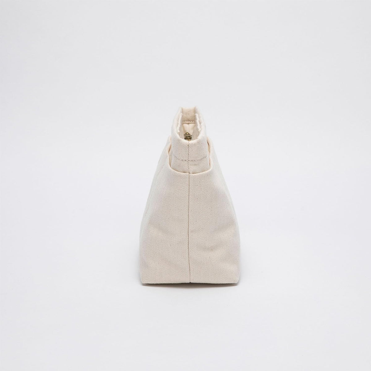 YONBEN multi pocket cosmetic storage insert showing reinforced base stitching and side panels