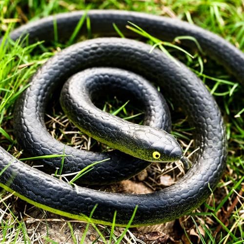 Close up shot of the realistic underside and detailed painted head of the Blulu classic style prank toy snake