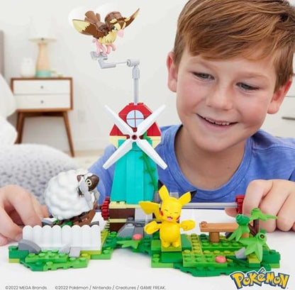 Detailed shot of the packaging box highlighting the 240 pieces and the authentic PokÃ©mon branding.