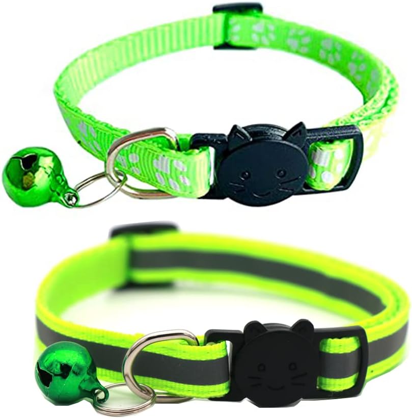 Detailed view of the removable silver tracking bell on the VZSRWGK black breakaway pet collar
