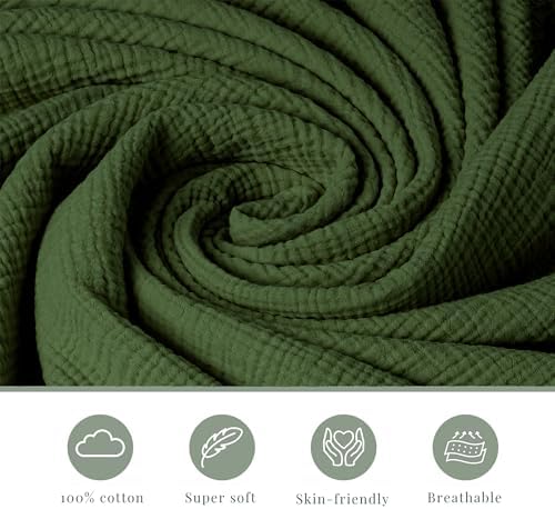 Close up shot of breathable muslin cotton fabric on Coreeky baby diaper sheet