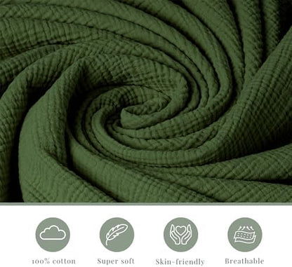 Close up shot of breathable muslin cotton fabric on Coreeky baby diaper sheet