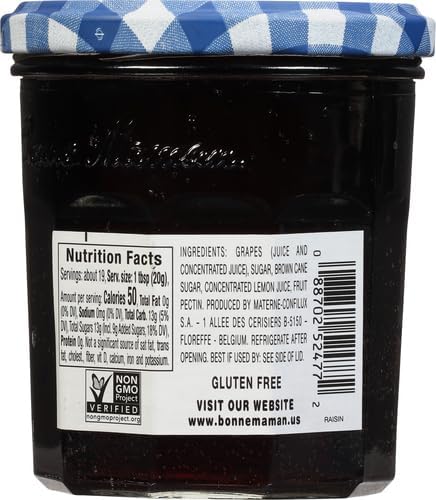 Bonne Maman grape jelly jar showing clean ingredients list on the back label