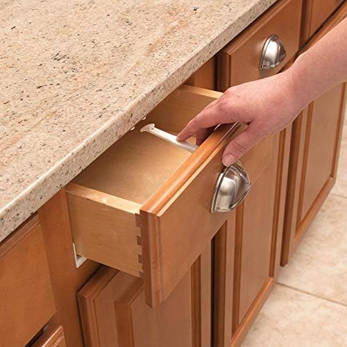 Safety 1st electrical outlet plug protectors pack