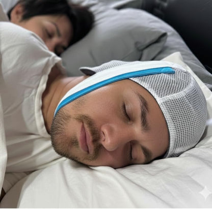 Dual band CPAP accessory showing blue non-elastic and white elastic straps
