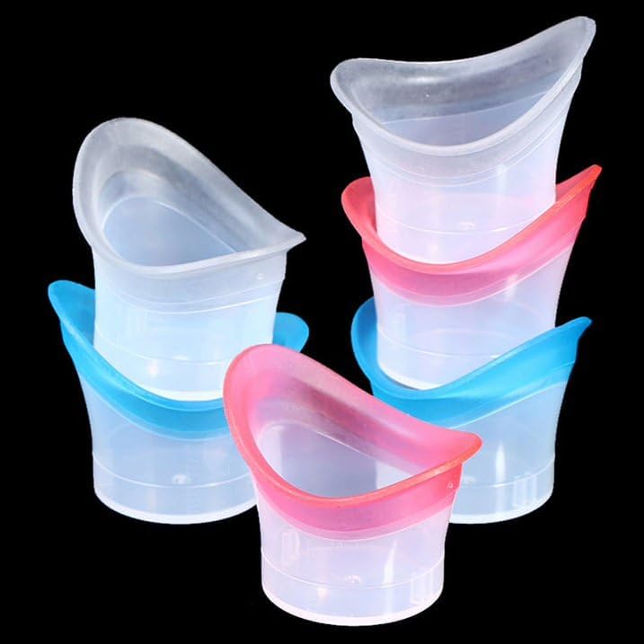 Portable eye cleaning tool for removing makeup and dust pollutants