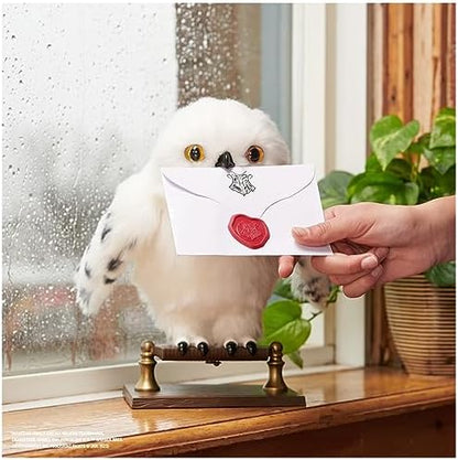 Wizarding World interactive plush owl turning its head with realistic beak movements