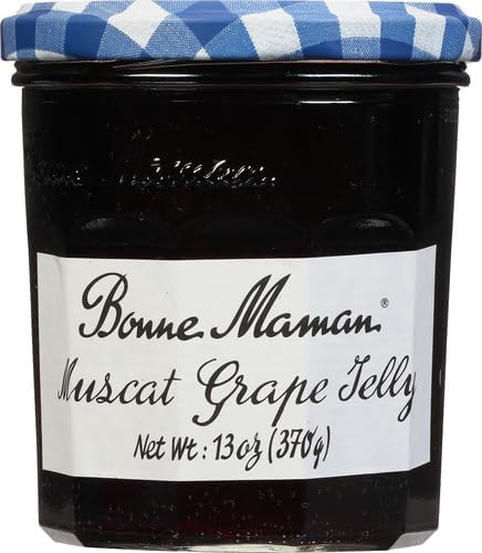 Bonne Maman fruit spread signature checkered lid detail