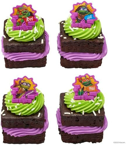 Detailed view of Donatello and Michelangelo cupcake toppers