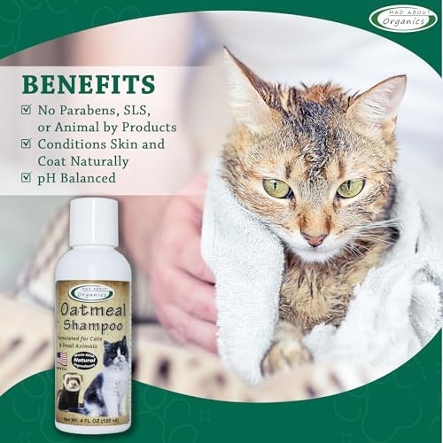 Colloidal oatmeal cat shampoo for soothing itchy skin and allergies
