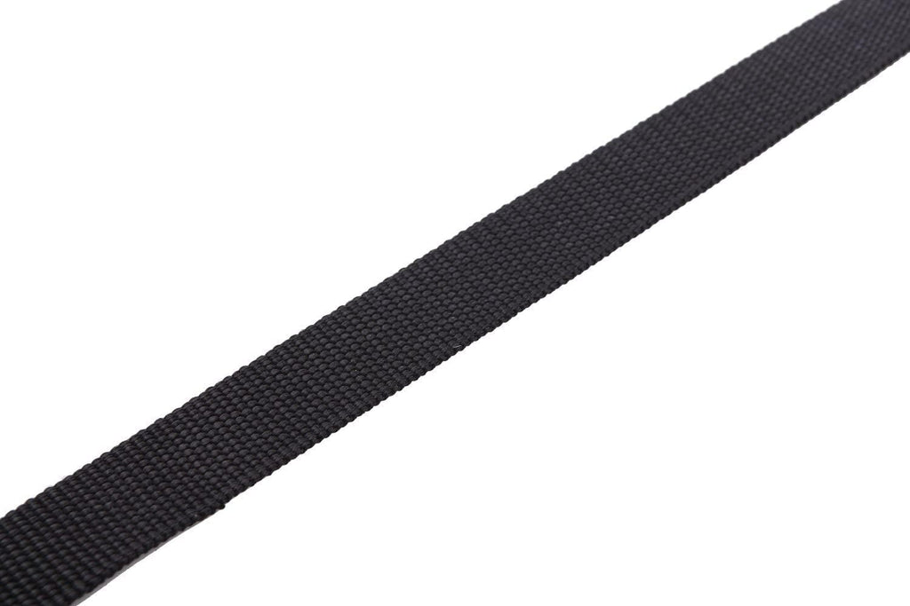 Tangle free three hundred and sixty degree rotating metal hook on dog leash