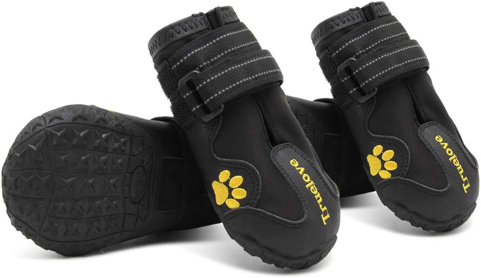 Set of four MOKCCI Truelove dog paw protectors