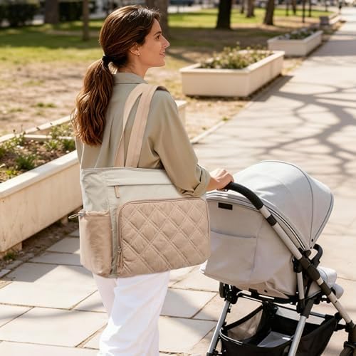 G4Free diaper bag showing insulated pockets and front zipper storage