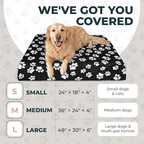 Easy to remove stretch soft pet bedding shield in black