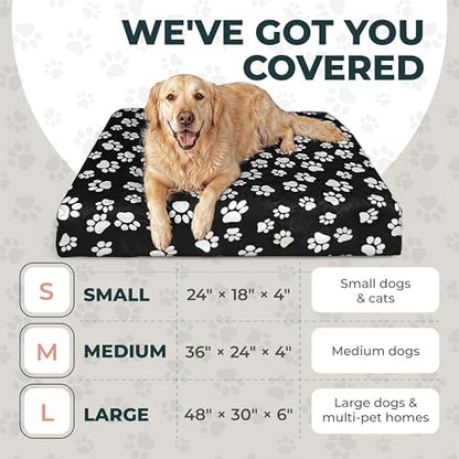 Easy to remove stretch soft pet bedding shield in black