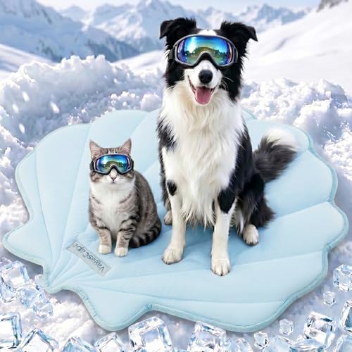 Vagascape pet pad reverse side showing plush velvet fabric close up profile