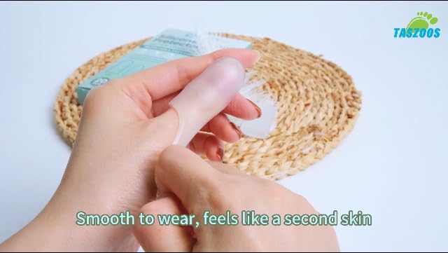Hygienically packaged reusable finger cots pack for daily hand blister care