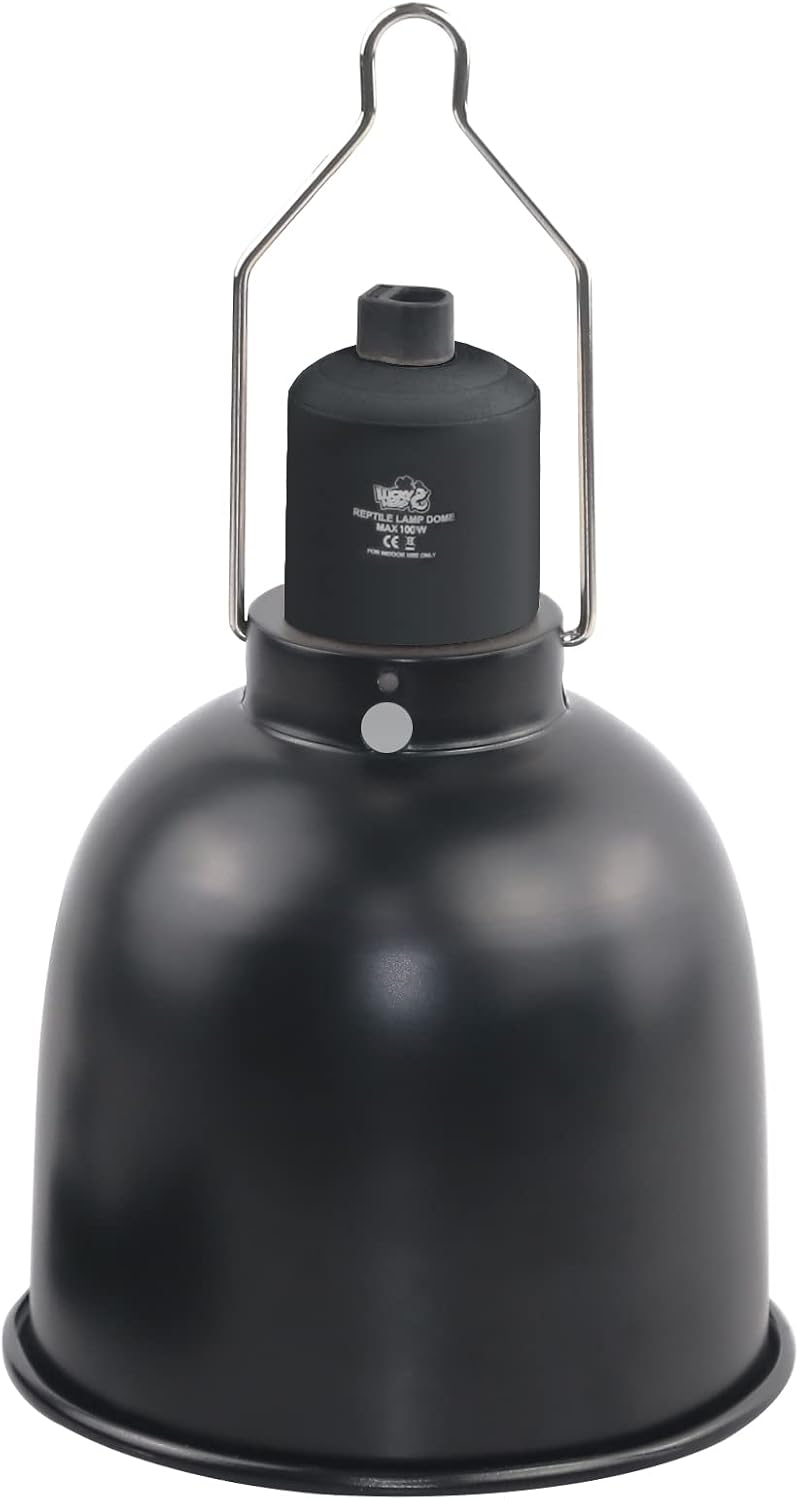 Lucky Herp shallow dome reptile light fixture packaging box and included components.