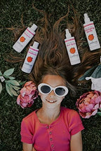 Professional kids hair detangler with spearmint essential oil ingredients.