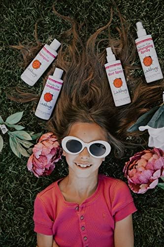 Professional kids hair detangler with spearmint essential oil ingredients.