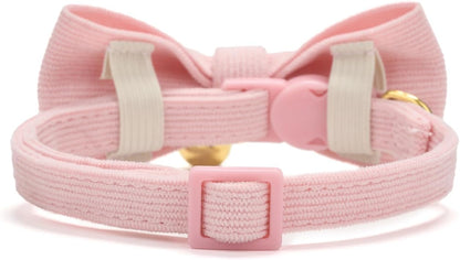 YUDOTE pink kitten collar highlighting the round-edge quick-release safety buckle close up