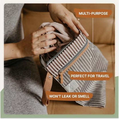 Parker Baby Co. wet dry bag mesh organizer pocket detail