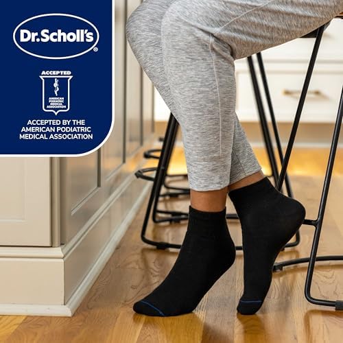 Demonstration of the superior cross-stretch feature on the leg cuff