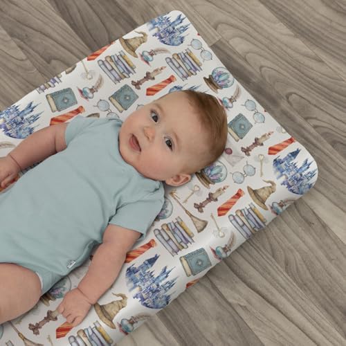 Elastic edge detail of 32 by 16 inch changing pad cover