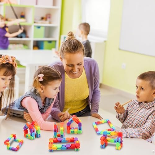 Educational snap and click fidget tool for students