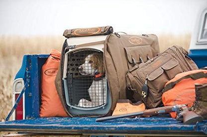 Mud River Bedford uninsulated kennel cover showcasing the four steel D rings for vehicle tie down