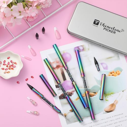 Dual ended wax pencil for rhinestones showing the wax head and stainless steel tip
