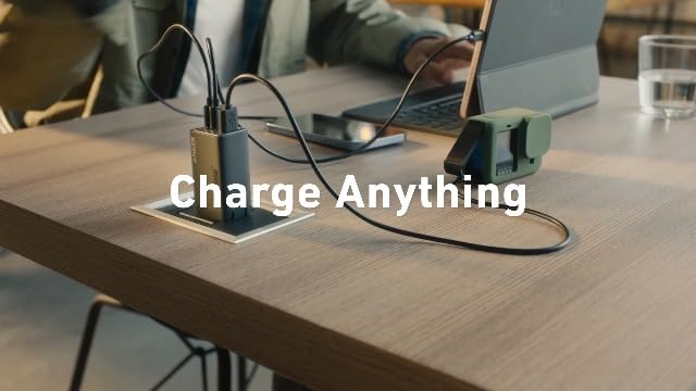 Anker authentic USA imported car accessories layout highlighting tangle-resistant design.
