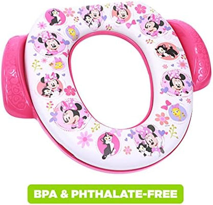 Easy grip handles detail on Minnie Mouse potty seat