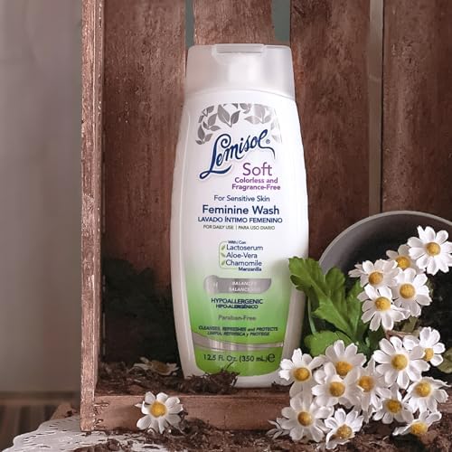 Lemisol Soft liquid cleanser enriched with Aloe Vera and Chamomile ingredients.