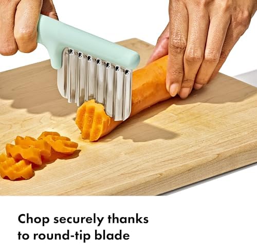 OXO Tot baby led weaning supplies showcasing the crinkle cutter texture performance