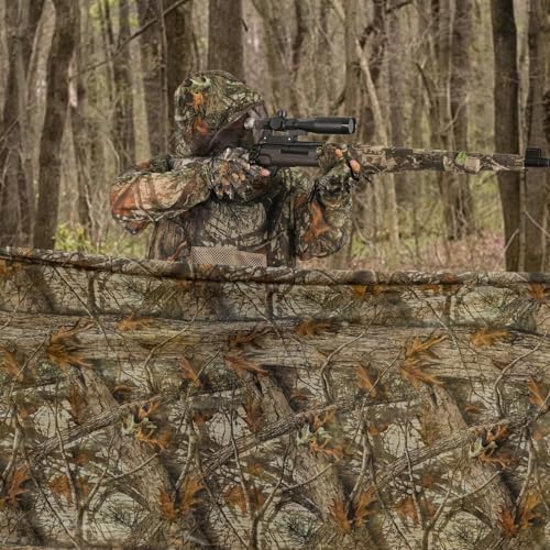 Tongcamo camo mesh hood with zipper detail for face protection
