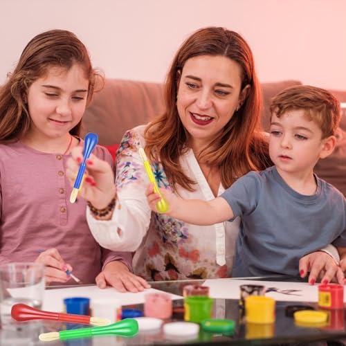 Larrel chunky handle painting brushes designed for fine motor skill development
