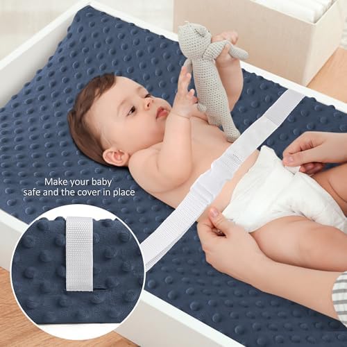 Elastic borders and buckle strap holes on the bottom of the nursery sheet