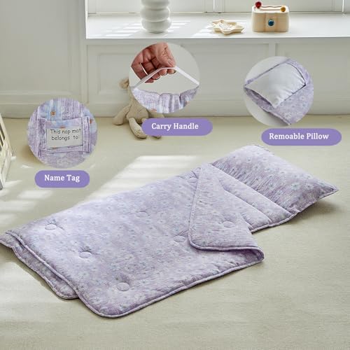 Soft texture detail of the high quality polyester lining on the kids nap mat