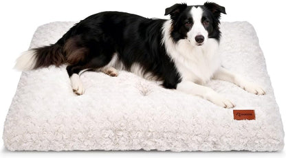 Foldable and portable Uligota kennel pad