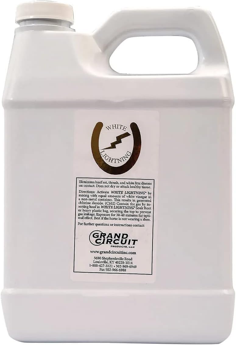 Grand Circuit White Lightning Liquid 64 Ounce bottle front view equine hoof treatment