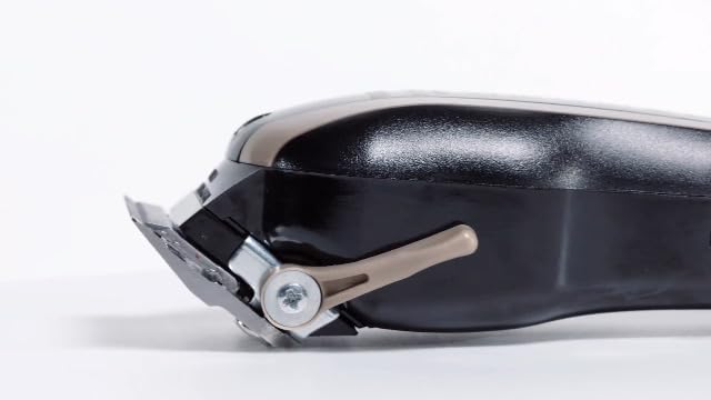 Wahl Professional Barber Combo back view displaying the robust build quality and model numbers