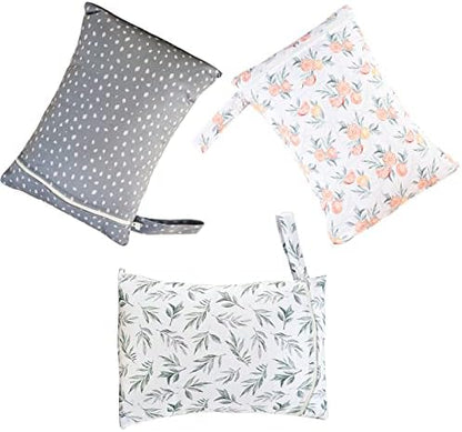 Happy Flute wet bag showing secure zipper closure detail
