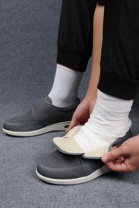 youyun breathable mesh fabric texture on lightweight diabetic sneakers.