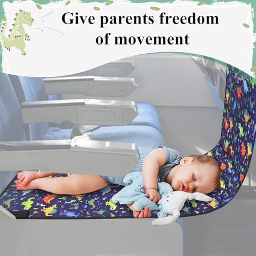 YUMTIM Toddler Airplane Bed side view detailing the two storage pockets holding a water bottle and snacks.
