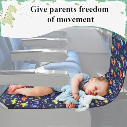YUMTIM Toddler Airplane Bed side view detailing the two storage pockets holding a water bottle and snacks.