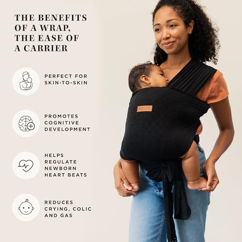 Adjustable side buckles and sturdy straps of the baby carrier