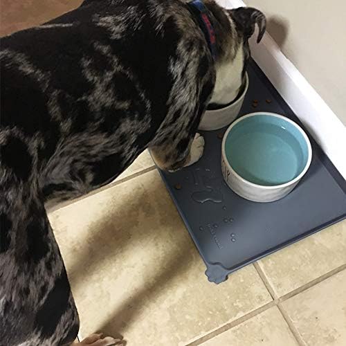 Hoki Found flexible travel friendly pet feeding mat